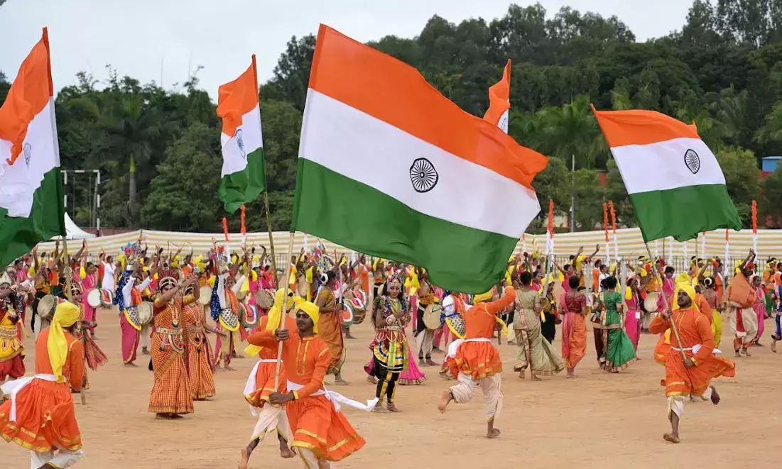 ಸ್ವಾತಂತ್ರ್ಯ ದಿನಾಚರಣೆ : ಗಮನ ಸೆಳೆದ ಸಾಂಸ್ಕೃತಿಕ ಕಾರ್ಯಕ್ರಮ