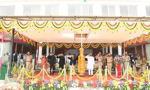 ಕಲಬುರಗಿ | 79ನೇ ಸ್ವಾತಂತ್ರ್ಯ ದಿನಾಚರಣೆ; ಧ್ವಜಾರೋಹಣ ನೆರವೇರಿಸಿದ ಸಚಿವ ಪ್ರಿಯಾಂಕ್ ಖರ್ಗೆ