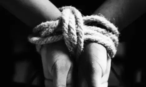 ಮಂಗಳೂರು: ಚಿನ್ನದ ವ್ಯಾಪಾರಿಯನ್ನು ಕಾರಿನಲ್ಲಿ ಅಪಹರಿಸಿ ದರೋಡೆ