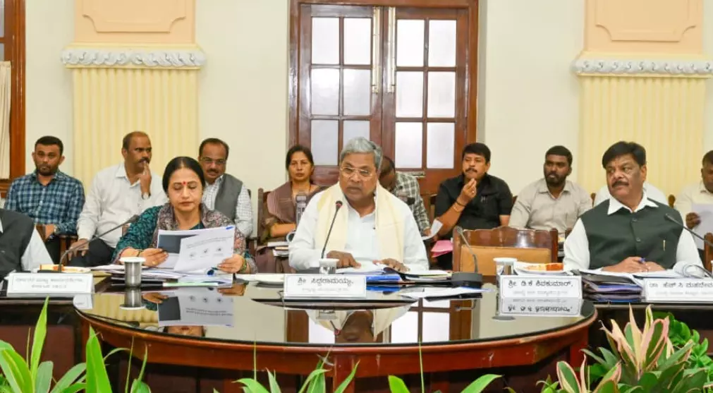 ಎಸ್ಸಿ-ಎಸ್ಟಿಗಳ ಕಲ್ಯಾಣಕ್ಕೆ ಈವರೆಗೆ 2.97ಲಕ್ಷ ಕೋಟಿ ಹಣ ಖರ್ಚು: ಸಿಎಂ ಸಿದ್ದರಾಮಯ್ಯ ಎಸ್ಸಿ-ಎಸ್ಟಿಗಳ ಕಲ್ಯಾಣಕ್ಕೆ ಈವರೆಗೆ 2.97ಲಕ್ಷ ಕೋಟಿ ಹಣ ಖರ್ಚು: ಸಿಎಂ ಸಿದ್ದರಾಮಯ್ಯ