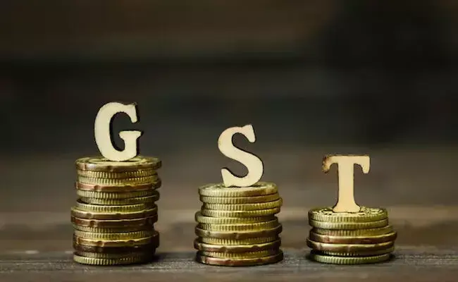 ಜಿಎಸ್‌ಟಿ: ಶೇ. 12 & 28ರ ಹಂತ ರದ್ದತಿಗೆ ಚಿಂತನೆ, ಹಾನಿಕಾರಕ ಸರಕುಗಳ ತೆರಿಗೆ ಶೇ. 40ಕ್ಕೆ ಏರಿಕೆ