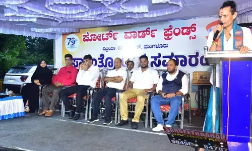 ಸ್ವಾತಂತ್ರ್ಯ ದಿನಾಚರಣೆ ಪ್ರಯುಕ್ತ ಪೋರ್ಟ್ ವಾರ್ಡ್ ಫ್ರೆಂಡ್ಸ್ ವತಿಯಿಂದ ಹೊಲಿಗೆ ಯಂತ್ರ, ಸೀರೆ ವಿತರಣೆ