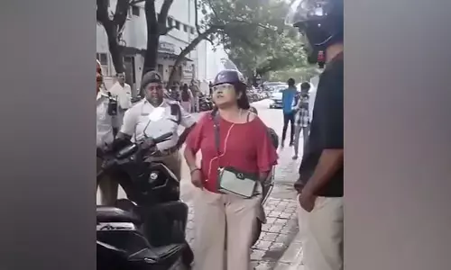 ಬೆಂಗಳೂರು| ಪೊಲೀಸರ ಕರ್ತವ್ಯಕ್ಕೆ ಅಡ್ಡಿಪಡಿಸಿ ಅವಾಚ್ಯ ಪದಗಳಿಂದ ನಿಂದನೆ ಆರೋಪ : ಇಬ್ಬರ ಬಂಧನ