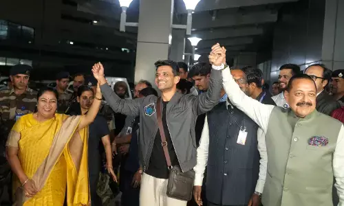 ತಾಯ್ನಾಡಿಗೆ ಮರಳಿದ ಗಗನಯಾತ್ರಿ ಶುಭಾಂಶು ಶುಕ್ಲಾ; ಅದ್ದೂರಿ ಸ್ವಾಗತ