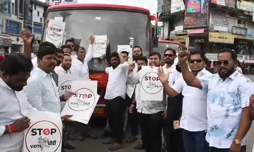 ಕಲಬುರಗಿ| ಯುವ ಕಾಂಗ್ರೆಸ್ ವತಿಯಿಂದ ಮತಗಳ್ಳತನ ಪೋಸ್ಟರ್ ಅಭಿಯಾನ