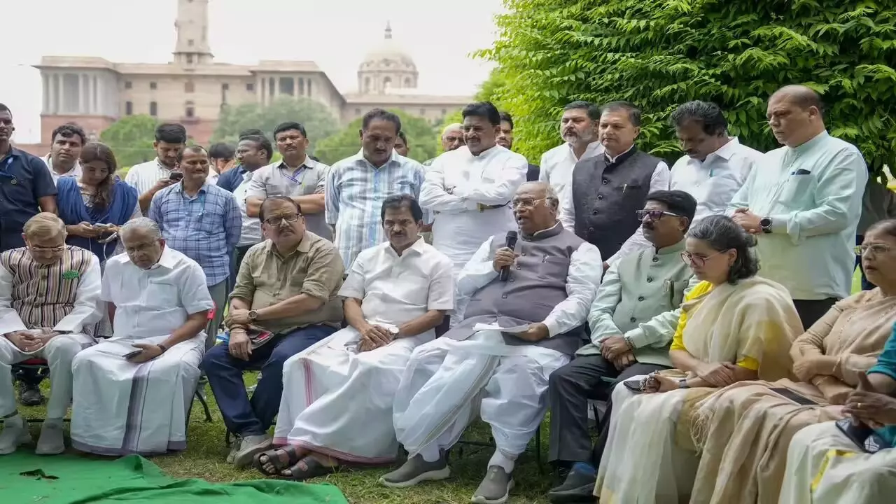 ಉಪರಾಷ್ಟ್ರಪತಿ ಚುನಾವಣೆ: ಇಂಡಿಯಾ ಮೈತ್ರಿಕೂಟದ ಅಭ್ಯರ್ಥಿ ಬಗ್ಗೆ ಇಂದು ಚರ್ಚೆ