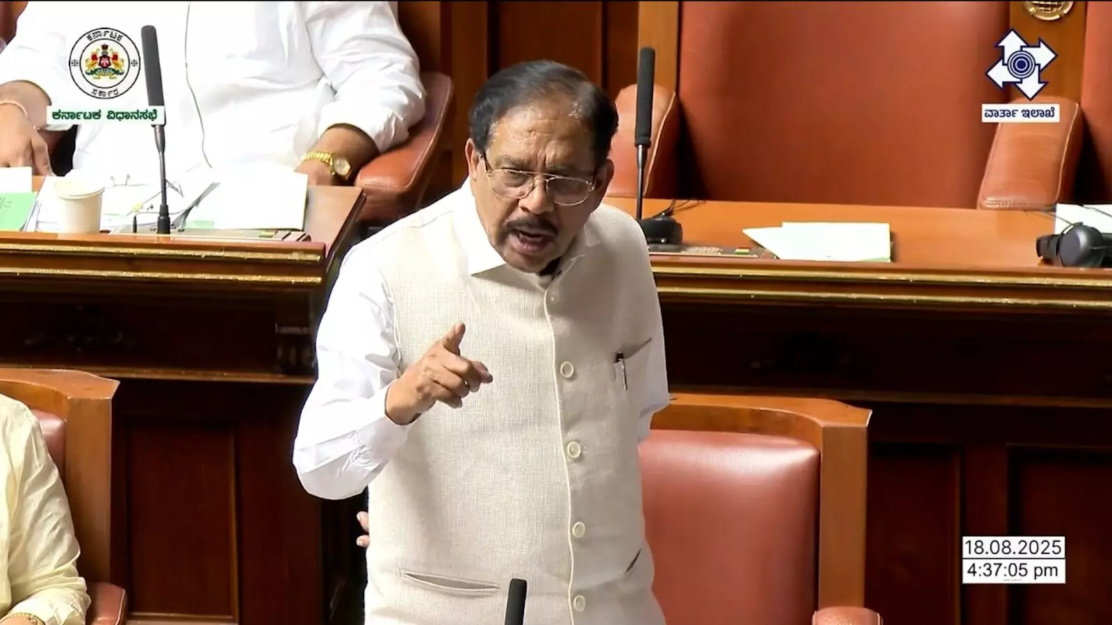 ಯಾರ ಒತ್ತಡಕ್ಕೂ ಸರಕಾರ ಮಣಿಯುವುದಿಲ್ಲ: ಧರ್ಮಸ್ಥಳ ಪ್ರಕರಣ ಕುರಿತು ಡಾ.ಜಿ.ಪರಮೇಶ್ವರ್ ಹೇಳಿಕೆ