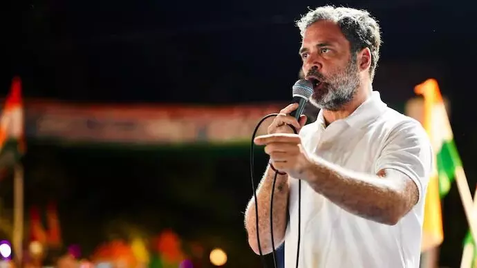 ಇಂಡಿಯಾ ಮೈತ್ರಿಕೂಟ ಅಧಿಕಾರಕ್ಕೆ ಬಂದರೆ ನಿಮ್ಮ ವಿರುದ್ಧ ಕ್ರಮ ಕೈಗೊಳ್ಳುತ್ತೇವೆ : ಚುನಾವಣಾ ಆಯುಕ್ತರಿಗೆ ರಾಹುಲ್ ಗಾಂಧಿ ಎಚ್ಚರಿಕೆ