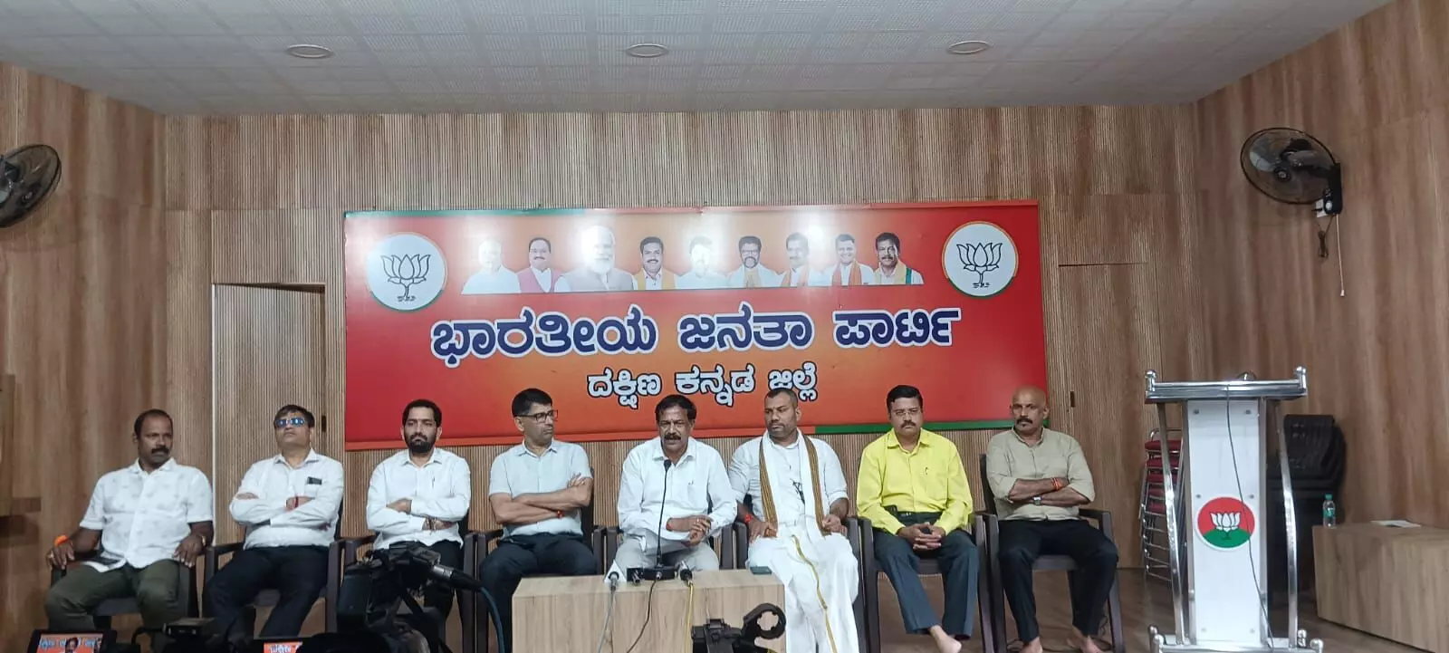 ಅನಾಮಿಕ ದೂರುದಾರನಿಗೆ ಒತ್ತಡ ಹಾಕಿರುವ ಮೂವರು ಯಾರೆಂದು ತನಿಖೆಯಾಗಲಿ: ಸತೀಶ್ ಕುಂಪಲ