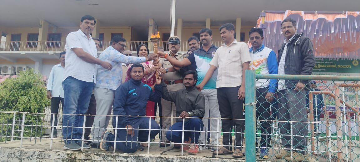 ಕಲಬುರಗಿ: ಕಮಲಾಪುರ ತಾಲ್ಲೂಕು ಮಟ್ಟದ ದಸರಾ ಕ್ರೀಡಾಕೂಟಕ್ಕೆ ಚಾಲನೆ