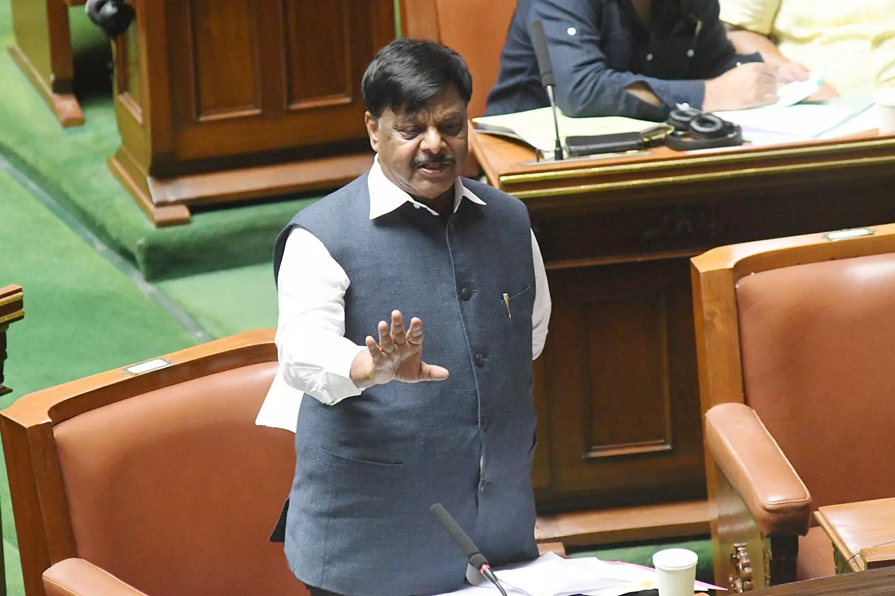 ರಾಜ್ಯದ ಪೂರಕ ಅಂದಾಜು ಮಂಡನೆ: ಯಾವುದಕ್ಕೆ ಎಷ್ಟು ಖರ್ಚು? ; ಇಲ್ಲಿದೆ ಮಾಹಿತಿ.. ರಾಜ್ಯದ ಪೂರಕ ಅಂದಾಜು ಮಂಡನೆ: ಯಾವುದಕ್ಕೆ ಎಷ್ಟು ಖರ್ಚು? ; ಇಲ್ಲಿದೆ ಮಾಹಿತಿ..