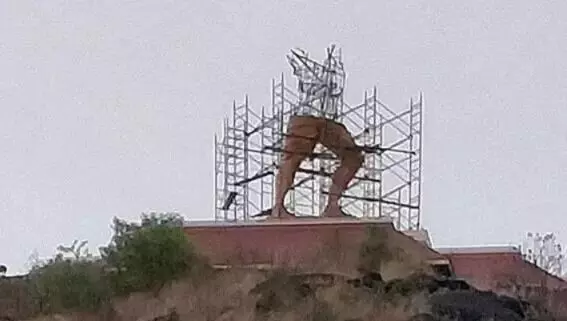 ಪರಶುರಾಮ ಪ್ರತಿಮೆ ಮರುಸ್ಥಾಪನೆಗೆ ಕೋರಿ ಪಿಐಎಲ್: ಅರ್ಜಿದಾರರಿಗೆ 5 ಲಕ್ಷ ರೂ. ಠೇವಣಿ ಇರಿಸಲು ಹೈಕೋರ್ಟ್ ಸೂಚನೆ