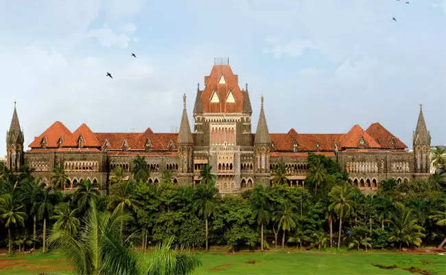 10 ದಿನಗಳ ಕಾಲ ಕಸಾಯಿಖಾನೆ ಮುಚ್ಚಲು ಬಾಂಬೆ ಹೈಕೋರ್ಟ್ ನಿರಾಕರಣೆ 10 ದಿನಗಳ ಕಾಲ ಕಸಾಯಿಖಾನೆ ಮುಚ್ಚಲು ಬಾಂಬೆ ಹೈಕೋರ್ಟ್ ನಿರಾಕರಣೆ