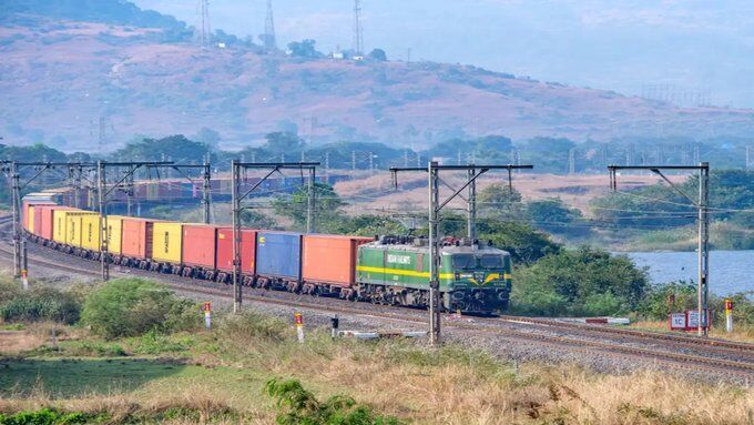 ರಫ್ತು ಉತ್ತೇಜನಕ್ಕೆ ಕ್ರಮ: ಕಾಶ್ಮೀರ- ದೆಹಲಿ ನಡುವೆ ರ‍್ಯಾಪಿಡ್ ಕಾರ್ಗೋ ರೈಲು