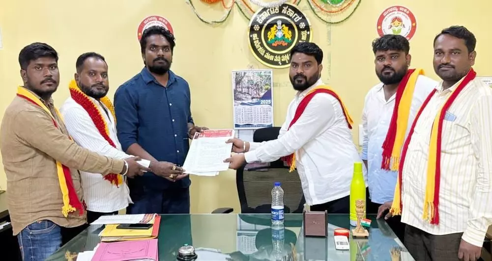 ಬೀದರ್ | ಅಂಗನವಾಡಿ ಕೇಂದ್ರಗಳಲ್ಲಿ ಕಳಪೆ ಆಹಾರ ಸರಬರಾಜು ಆರೋಪ : ಅಧಿಕಾರಿಗಳ ವಿರುದ್ಧ ಕ್ರಮಕ್ಕೆ ಒತ್ತಾಯ ಬೀದರ್ | ಅಂಗನವಾಡಿ ಕೇಂದ್ರಗಳಲ್ಲಿ ಕಳಪೆ ಆಹಾರ ಸರಬರಾಜು ಆರೋಪ : ಅಧಿಕಾರಿಗಳ ವಿರುದ್ಧ ಕ್ರಮಕ್ಕೆ ಒತ್ತಾಯ