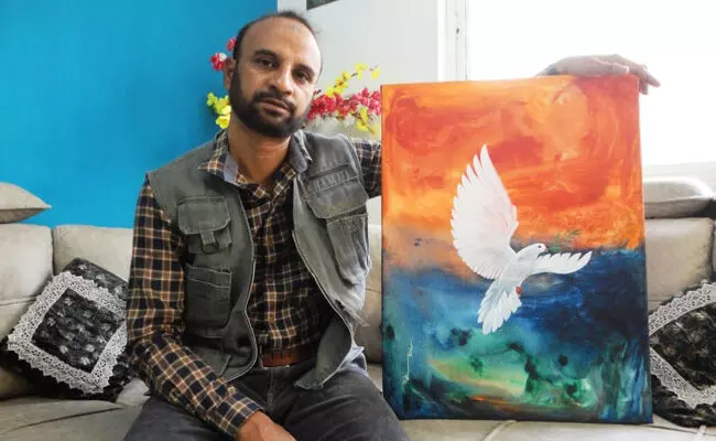 ಕಲಬುರಗಿ | ಆ.22 ರಿಂದ ರೆಹಮಾನ್ ಪಟೇಲ್ ಅವರ ʼಯುದ್ಧ ಬೇಡʼ ಶೀರ್ಷಿಕೆಯ ವರ್ಣಚಿತ್ರ ಪ್ರದರ್ಶನ ಕಲಬುರಗಿ | ಆ.22 ರಿಂದ ರೆಹಮಾನ್ ಪಟೇಲ್ ಅವರ ʼಯುದ್ಧ ಬೇಡʼ ಶೀರ್ಷಿಕೆಯ ವರ್ಣಚಿತ್ರ ಪ್ರದರ್ಶನ