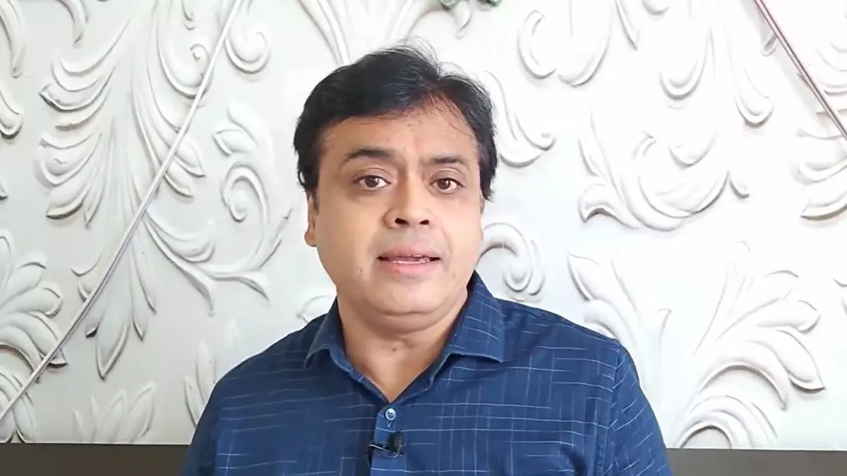 ಅಸ್ಸಾಂ ಸಿಎಂ ವಿರುದ್ಧ ಕೋಮು ರಾಜಕೀಯದ ಆರೋಪ: ಪತ್ರಕರ್ತ ಅಭಿಸಾರ್ ಶರ್ಮಾ ವಿರುದ್ಧ ಎಫ್‌ಐಆರ್