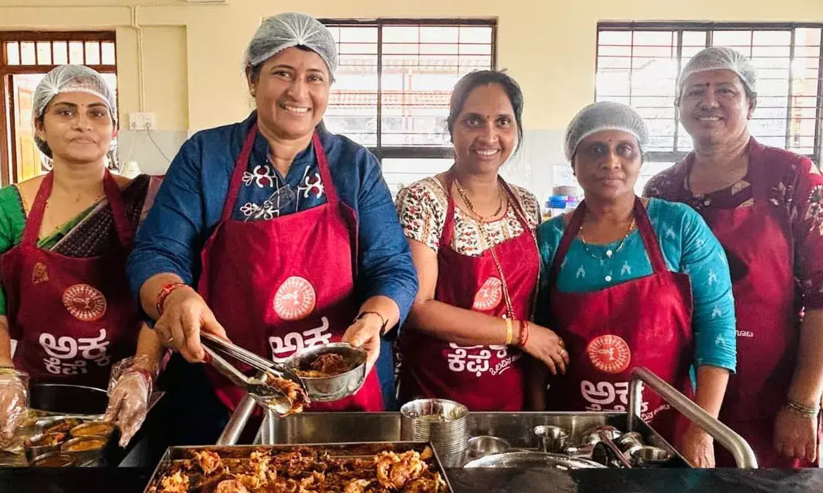 ಕಡಿಮೆ ದರದಲ್ಲಿ ಊಟ ಉಪಾಹಾರ ಒದಗಿಸುವ ಅಕ್ಕ ಕೆಫೆ ಪ್ರಾರಂಭ