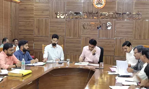 ಯಾದಗಿರಿ | ಕೃಷ್ಣ, ಭೀಮಾ ನದಿಗಳ ಪ್ರವಾಹ ಪರಿಸ್ಥಿತಿ ನಿಭಾಯಿಸಲು ಸಕಲ ಕ್ರಮಗಳನ್ನು ಕೈಗೊಳ್ಳಿ : ಡಿಸಿ ಹರ್ಷಲ್ ಭೋಯರ್