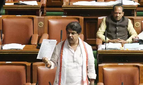 ಜನಸಂದಣಿ ನಿಯಂತ್ರಣ ವಿಧೇಯಕ | ಸದನದ ಆರಂಭದಲ್ಲಿ ವಿಧೇಯಕವನ್ನು ಸ್ವಾಗತಿಸಿ ಬಳಿಕ ವಿರೋಧ ವ್ಯಕ್ತಪಡಿಸಿದ ವಿಪಕ್ಷ!