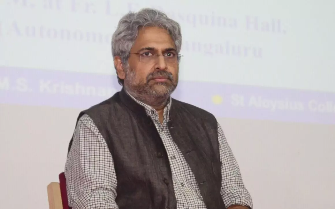 ಪತ್ರಕರ್ತ ಸಿದ್ಧಾರ್ಥ್ ವರದರಾಜನ್ ವಿರುದ್ಧ ಬಲವಂತದ ಕ್ರಮ ಕೈಗೊಳ್ಳದಂತೆ ಸುಪ್ರೀಂ ಕೋರ್ಟ್ ನಿರ್ಬಂಧ ಪತ್ರಕರ್ತ ಸಿದ್ಧಾರ್ಥ್ ವರದರಾಜನ್ ವಿರುದ್ಧ ಬಲವಂತದ ಕ್ರಮ ಕೈಗೊಳ್ಳದಂತೆ ಸುಪ್ರೀಂ ಕೋರ್ಟ್ ನಿರ್ಬಂಧ