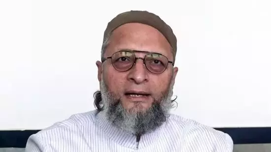 ಬಾಂಗ್ಲಾದೇಶಿಗರನ್ನು ಗಡೀಪಾರು ಮಾಡಲು ಕೇಂದ್ರ ಸರಕಾರದ ಯೋಜನೆ: ಶೇಖ್ ಹಸೀನಾರನ್ನು ಏಕೆ ಗಡಿಪಾರು ಮಾಡಿಲ್ಲ ಎಂದು ಪ್ರಶ್ನಿಸಿದ ಉವೈಸಿ!