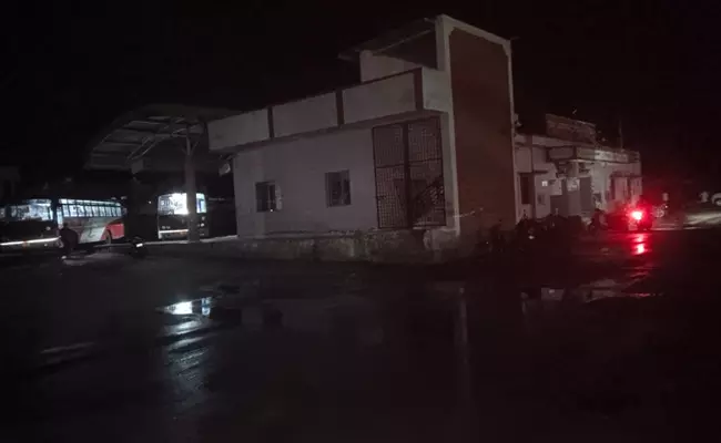 ರಾಯಚೂರು | ಕತ್ತಲಲ್ಲಿ ಮಸ್ಕಿ ಬಸ್‌ ನಿಲ್ದಾಣ : ಹೆಚ್ಚಿದ ಕಳ್ಳರ ಹಾವಳಿ