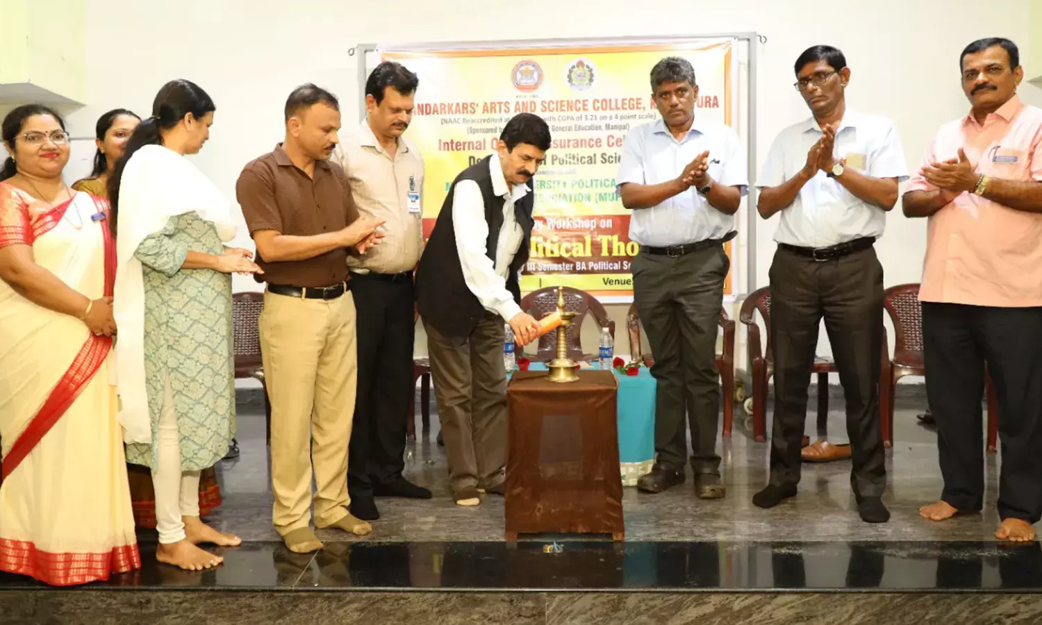 ಸರ್ವೋದಯದ ಸತ್ಯಾಗ್ರಹ, ಸ್ವರಾಜ್ಯ ಪರಿಕಲ್ಪನೆ ಭಾರತವನ್ನು ಕಟ್ಟಬೇಕು: ಪ್ರೊ.ವರದೇಶ ಹಿರೇಗಂಗೆ