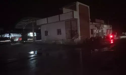 ರಾಯಚೂರು | ಕತ್ತಲಲ್ಲಿ ಮಸ್ಕಿ ಬಸ್‌ ನಿಲ್ದಾಣ : ಹೆಚ್ಚಿದ ಕಳ್ಳರ ಹಾವಳಿ