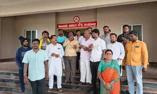 ಕಲಬುರಗಿ| ಚಂದನಕೇರಾ ವ್ಯಾಪ್ತಿಯ ಹಳ್ಳಿಗಳನ್ನು ಚಿಂಚೋಳಿ ತಾಲೂಕಿನಿಂದ ಕೈ ಬಿಡದಂತೆ ಸ್ಥಳೀಯರಿಂದ ಆಗ್ರಹ