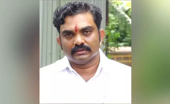 ಬೆಳ್ತಂಗಡಿ: ಸಾಕ್ಷಿ ದೂರುದಾರನನ್ನು ಎಸ್.ಐ.ಟಿ ವಶಕ್ಕೆ ಪಡೆದಿರುವುದು ಸ್ವಾಗತಾರ್ಹ: ಗಿರೀಶ್ ಮಟ್ಟಣ್ಣನವರ್ ಬೆಳ್ತಂಗಡಿ: ಸಾಕ್ಷಿ ದೂರುದಾರನನ್ನು ಎಸ್.ಐ.ಟಿ ವಶಕ್ಕೆ ಪಡೆದಿರುವುದು ಸ್ವಾಗತಾರ್ಹ: ಗಿರೀಶ್ ಮಟ್ಟಣ್ಣನವರ್