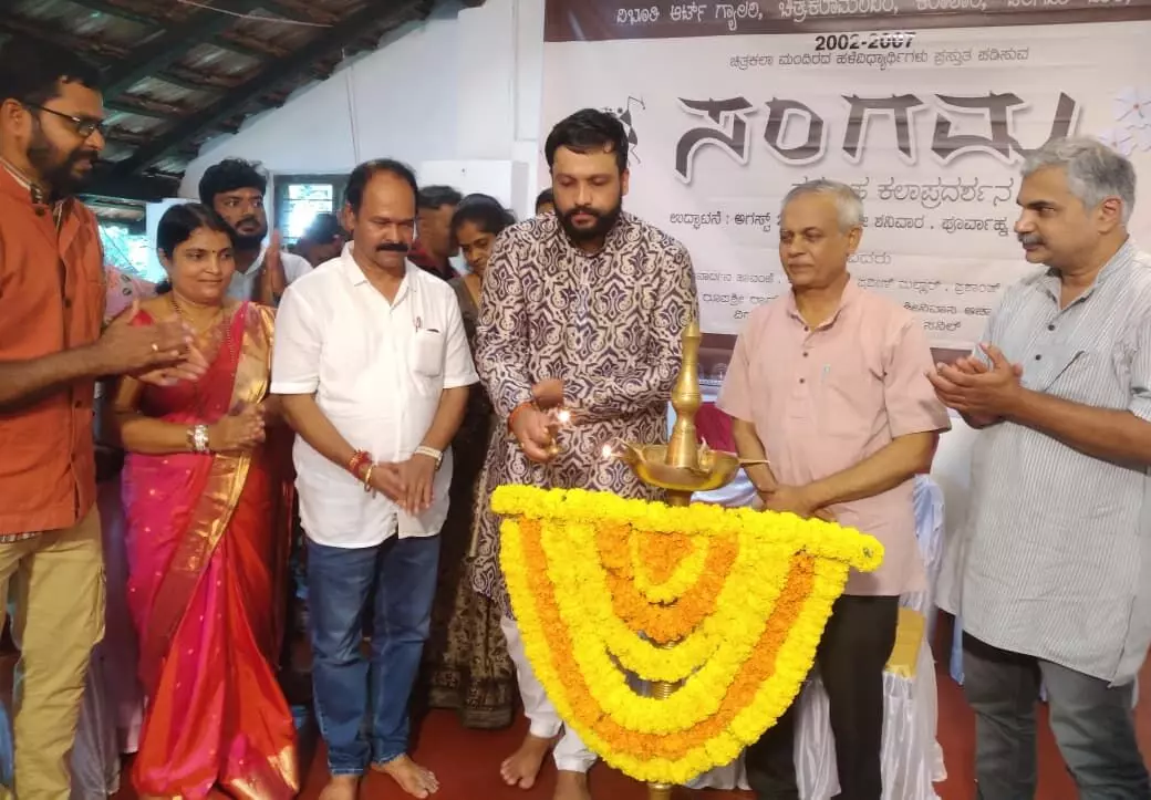 ಉಡುಪಿ ಚಿತ್ರಕಲಾ ಮಂದಿರದ ಕಲಾವಿದರಿಂದ ಸಮೂಹ ಪ್ರದರ್ಶನ ಉಡುಪಿ ಚಿತ್ರಕಲಾ ಮಂದಿರದ ಕಲಾವಿದರಿಂದ ಸಮೂಹ ಪ್ರದರ್ಶನ