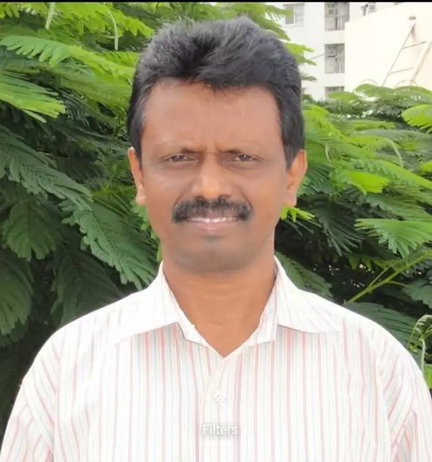 ಸ್ಕೂಟಿಗೆ ಅಡ್ಡ ಬಂದ ನಾಯಿ: ಸಾಮಾಜಿಕ ಕಾರ್ಯಕರ್ತ ಮೃತ್ಯು ಸ್ಕೂಟಿಗೆ ಅಡ್ಡ ಬಂದ ನಾಯಿ: ಸಾಮಾಜಿಕ ಕಾರ್ಯಕರ್ತ ಮೃತ್ಯು