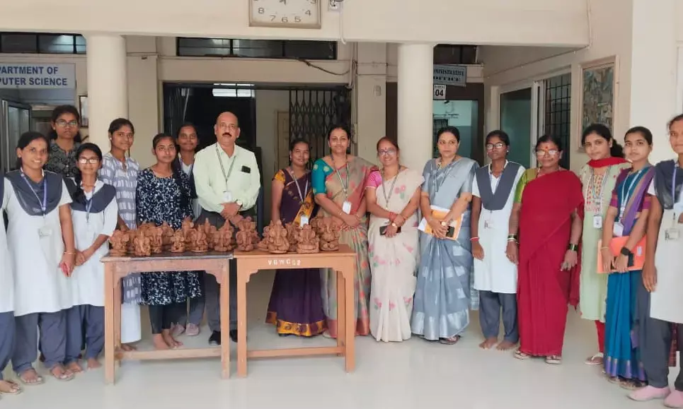 ಕಲಬುರಗಿ | ಪರಿಸರ ರಕ್ಷಣೆಗೆ ಪರಿಸರ ಸ್ನೇಹಿ ಗಣಪ ಸ್ಥಾಪಿಸಿ: ಡಾ.ರಾಜೇಂದ್ರ ಕೊಂಡಾ