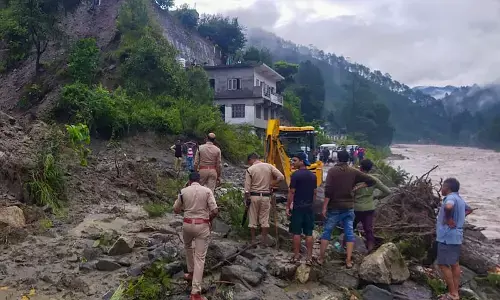 ಉತ್ತರಾಖಂಡದ ಚಮೋಲಿಯಲ್ಲಿ ಮೇಘಸ್ಫೋಟ : ಹಲವರು ನಾಪತ್ತೆ ಶಂಕೆ