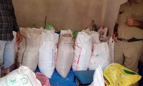 ಬಂಟ್ವಾಳ: ಅನ್ನಭಾಗ್ಯ ಯೋಜನೆಯ ಅಕ್ಕಿ ಅಕ್ರಮ ದಾಸ್ತಾನು: ಇಬ್ಬರ ವಿರುದ್ಧ ಪ್ರಕರಣ ದಾಖಲು