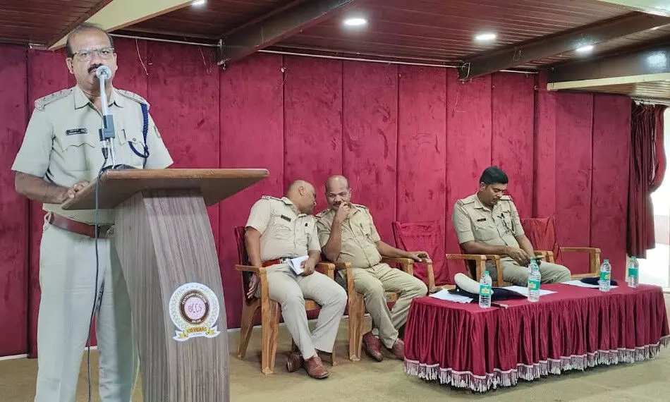 ಸಾರ್ವಜನಿಕ ಗಣೇಶೋತ್ಸವ: ಉಡುಪಿ ಪೊಲೀಸ್ ಉಪವಿಭಾಗದಿಂದ ಸಭೆ ಸಾರ್ವಜನಿಕ ಗಣೇಶೋತ್ಸವ: ಉಡುಪಿ ಪೊಲೀಸ್ ಉಪವಿಭಾಗದಿಂದ ಸಭೆ