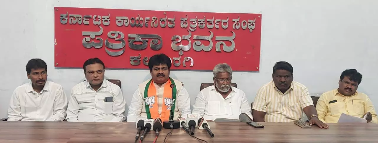 ಕಲಬುರಗಿ | ಮಳೆಯಿಂದ ಹಾನಿಗೊಳಗಾದ ಪ್ರತಿ ಎಕರೆಗೆ 25 ಸಾವಿರ ರೂ. ಪರಿಹಾರ ನೀಡುವಂತೆ ಅಂಬಾರಾಯ ಅಷ್ಠಗಿ ಆಗ್ರಹ