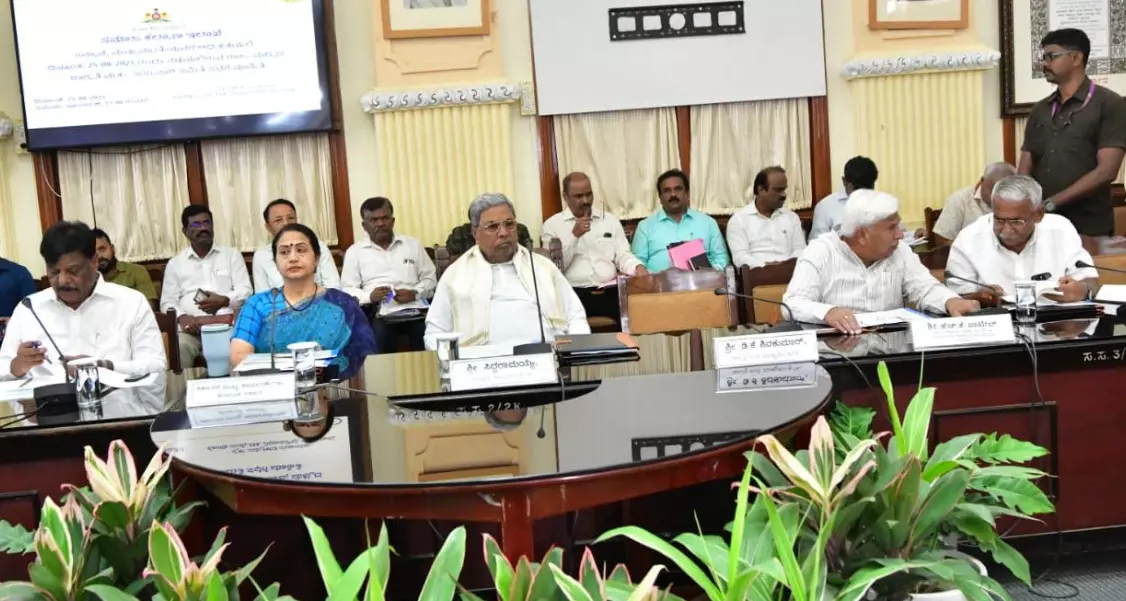 ದೇವದಾಸಿಯರ ಪುನರ್ವಸತಿ ಸೇರಿದಂತೆ ಅವರ ಅಭಿವೃದ್ಧಿಗೆ ವಿಶೇಷ ಅನುದಾನ ನೀಡಲು ಕ್ರಮ : ಸಿಎಂ ಸಿದ್ದರಾಮಯ್ಯ ದೇವದಾಸಿಯರ ಪುನರ್ವಸತಿ ಸೇರಿದಂತೆ ಅವರ ಅಭಿವೃದ್ಧಿಗೆ ವಿಶೇಷ ಅನುದಾನ ನೀಡಲು ಕ್ರಮ : ಸಿಎಂ ಸಿದ್ದರಾಮಯ್ಯ