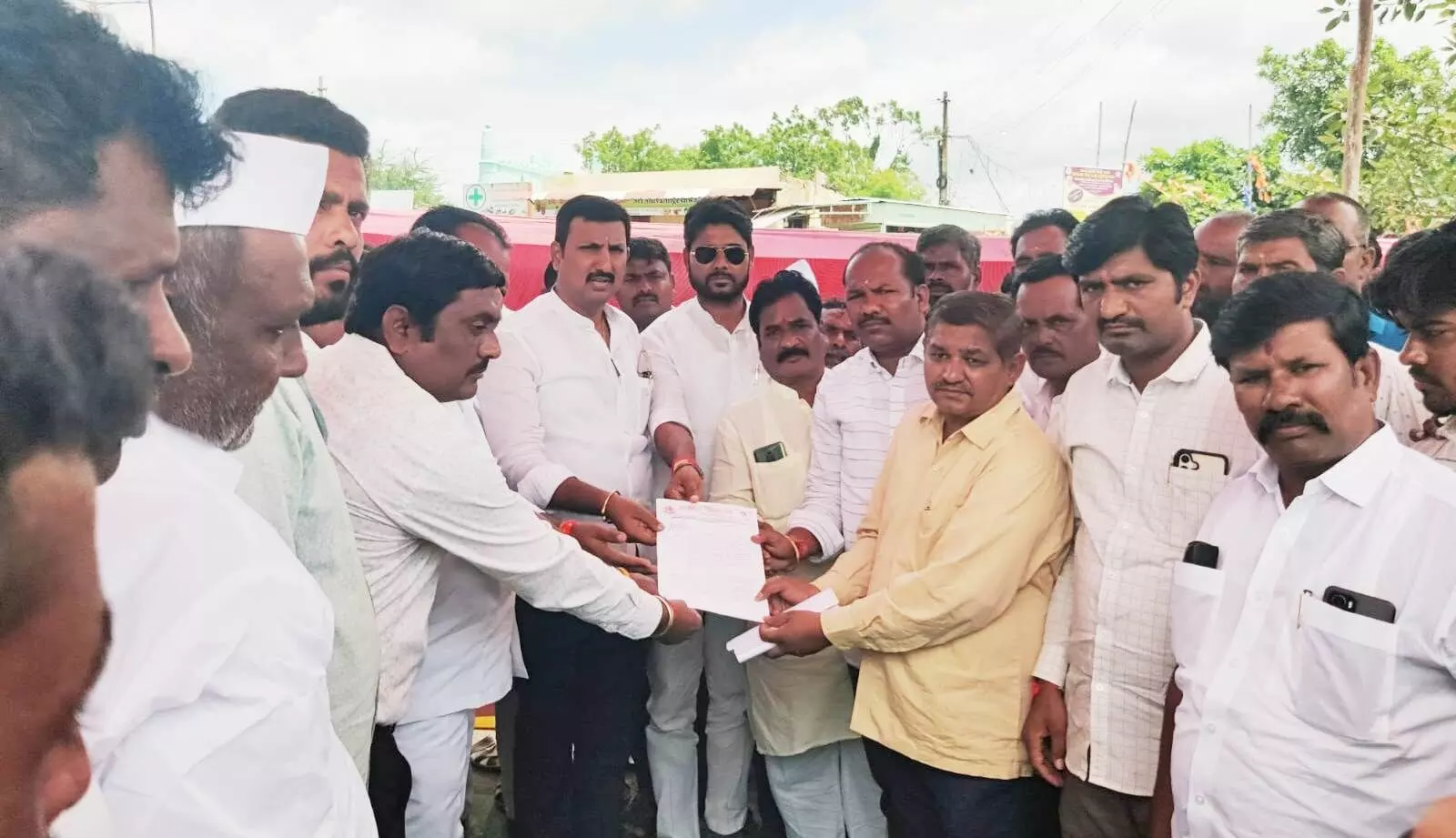 ಕಲಬುರಗಿ | ವಿವಿಧ ಬೇಡಿಕೆಗಳ ಈಡೇರಿಕೆಗೆ ಒತ್ತಾಯಿಸಿ ಪ್ರತಿಭಟನೆ ಕಲಬುರಗಿ | ವಿವಿಧ ಬೇಡಿಕೆಗಳ ಈಡೇರಿಕೆಗೆ ಒತ್ತಾಯಿಸಿ ಪ್ರತಿಭಟನೆ