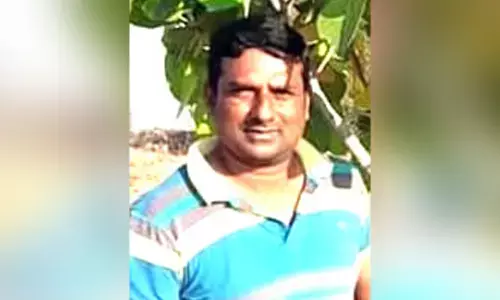 ಗಿಡ, ಮರ ಬೆಳೆಸಿ ಪ್ರಾಣಿ, ಪಕ್ಷಿಗಳಿಗೆ ನೀರುಣಿಸುತ್ತಿರುವ ರಮೇಶ್