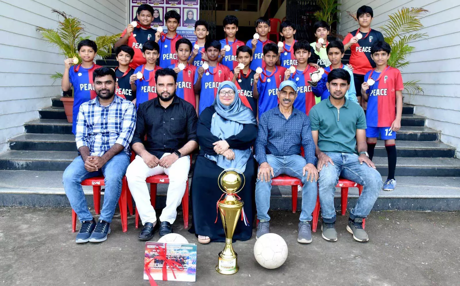 ಇಂಡಿಪೆಂಡೆನ್ಸ್ ಕಪ್ ಫುಟ್ಬಾಲ್ ಪಂದ್ಯಾಟ: ಪ್ರಾಥಮಿಕ ಶಾಲಾ ವಿಭಾಗದಲ್ಲಿ ಪೀಸ್ ಪಬ್ಲಿಕ್ ಸ್ಕೂಲ್ ಚಾಂಪಿಯನ್