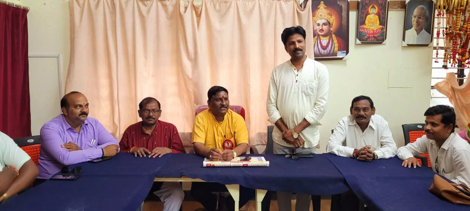 ಕಲಬುರಗಿ | ಅಕ್ಟೋಬರ್ನಲ್ಲಿ ವಿಭಾಗ ಮಟ್ಟದ 3ನೇ ದಾಸ ಸಾಹಿತ್ಯ ಸಮ್ಮೇಳನ : ರವಿಕುಮಾರ ಶಹಾಪುರಕರ್ ಕಲಬುರಗಿ | ಅಕ್ಟೋಬರ್ನಲ್ಲಿ ವಿಭಾಗ ಮಟ್ಟದ 3ನೇ ದಾಸ ಸಾಹಿತ್ಯ ಸಮ್ಮೇಳನ : ರವಿಕುಮಾರ ಶಹಾಪುರಕರ್