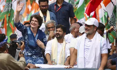 ಬಿಹಾರ ಮತದಾರರ ಅಧಿಕಾರ ಯಾತ್ರೆ : ರಾಹುಲ್ ಜೊತೆ ಸೇರಿಕೊಂಡ ಪ್ರಿಯಾಂಕಾ, ರೇವಂತ್ ರೆಡ್ಡಿ