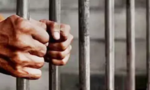 ಜನಪ್ರತಿನಿಧಿಗಳನ್ನು ಜೈಲಿಗೆ ಕಳುಹಿಸುವ ರಾಜಕಾರಣ!