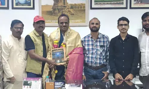 ಕಲಬುರಗಿ| ಗುಲ್ಬರ್ಗಾ ವಿಶ್ವವಿದ್ಯಾಲಯದ ಕುಲಪತಿ ಪ್ರೊ.ಉಸ್ತಾದ್ ಅವರಿಗೆ ಸನ್ಮಾನ