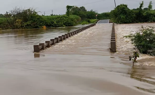 ಬೀದರ್ | ಆನಂದವಾಡಿ-ನೀಡೆಬನ ಮಧ್ಯ ಇರುವ ಸೇತುವೆ ಮುಳುಗಡೆ : ಸಂಪರ್ಕ ಕಡಿತ ಬೀದರ್ | ಆನಂದವಾಡಿ-ನೀಡೆಬನ ಮಧ್ಯ ಇರುವ ಸೇತುವೆ ಮುಳುಗಡೆ : ಸಂಪರ್ಕ ಕಡಿತ