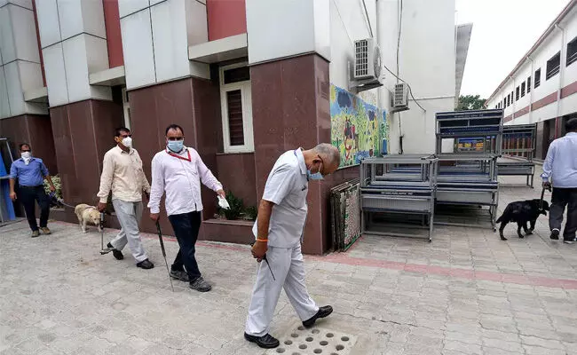 ದಿಲ್ಲಿ ಕಾಲೇಜುಗಳಿಗೆ ಬಾಂಬ್ ಬೆದರಿಕೆ