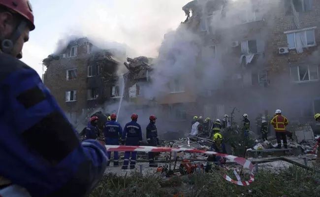 ಉಕ್ರೇನ್ ಮೇಲೆ ರಶ್ಯದ ಡ್ರೋನ್, ಕ್ಷಿಪಣಿ ಸುರಿಮಳೆ: 4 ಮಕ್ಕಳ ಸಹಿತ 15 ಮೃತ್ಯು