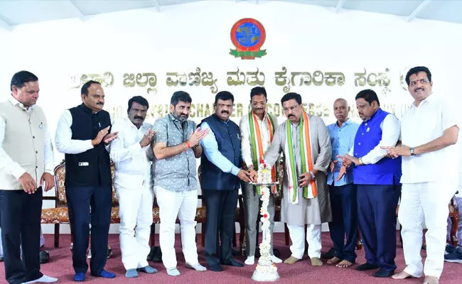 ಬಳ್ಳಾರಿಯನ್ನು ದೇಶದ ಮಾರುಕಟ್ಟೆಯ ಎರಡನೇ ಅತಿ ದೊಡ್ಡ ಹಬ್ ಮಾಡಲು ಪ್ರಯತ್ನ : ಸಂಸದ ಇ.ತುಕಾರಾಂ